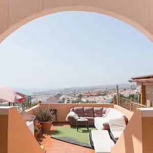 https://ocean-view-i.adeje-hotels.com
